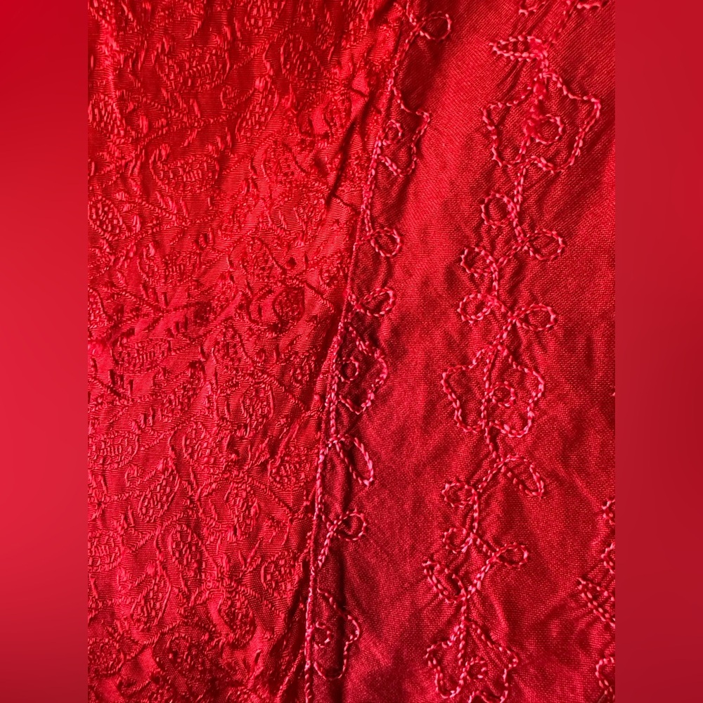 Studio 1940 Red Button-Detail Blouse - Picture 3 of 12